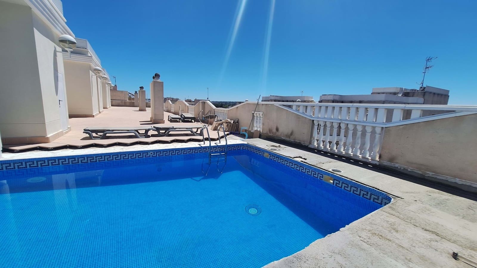 2 bedroom Apartment for sale in Formentera del Segura with pool - € 97,900 (Ref: 9867598)