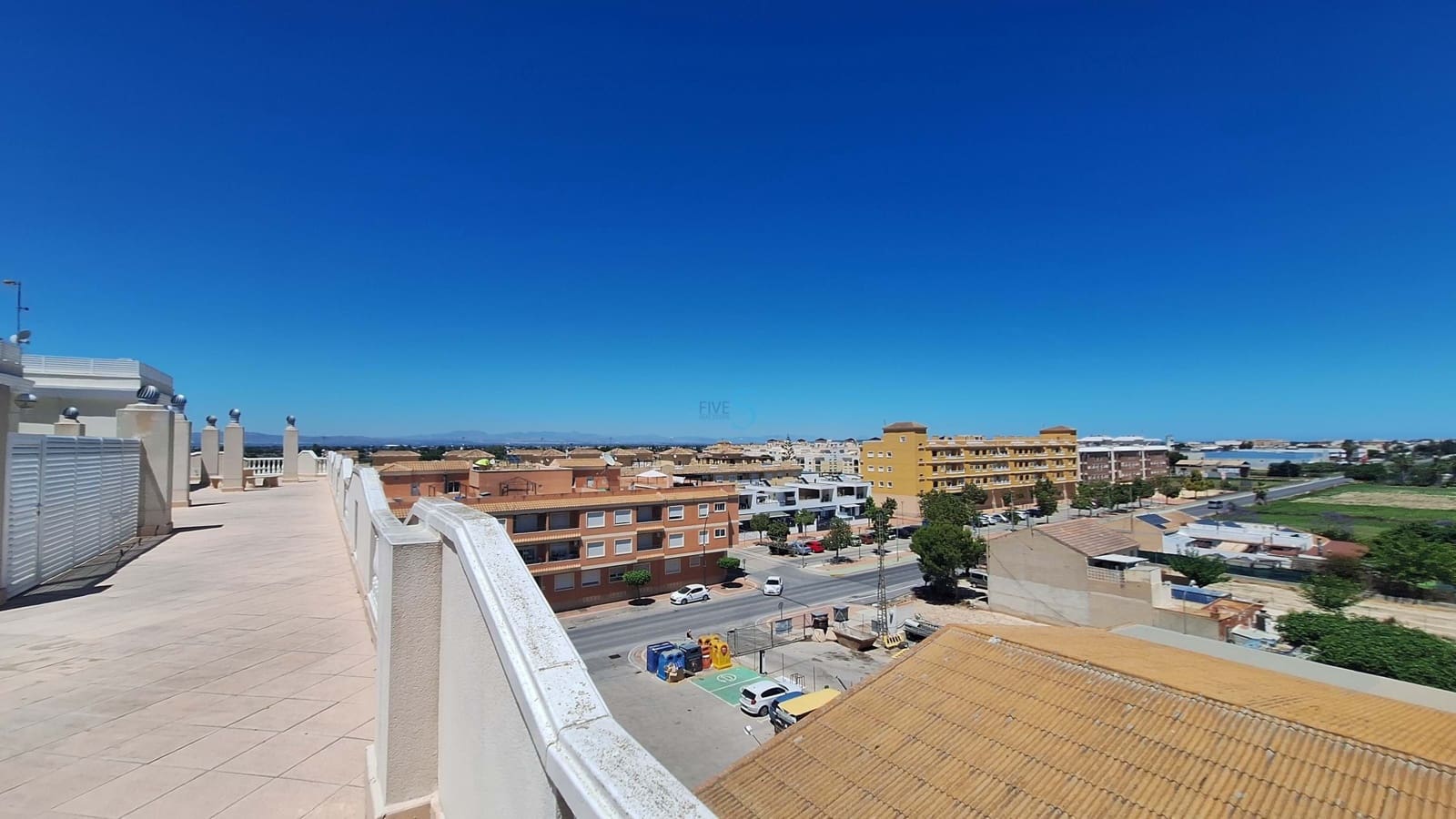 2 bedroom Apartment for sale in Formentera del Segura with pool - € 97,900 (Ref: 9867598)