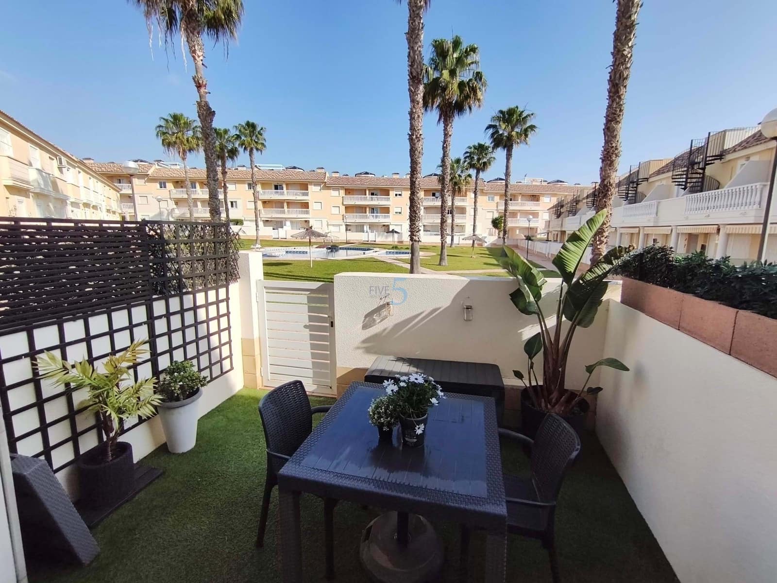 2 sypialnia Apartament na sprzedaż w Orihuela Costa z basenem garażem - 219 000 € (Ref: 9867894)