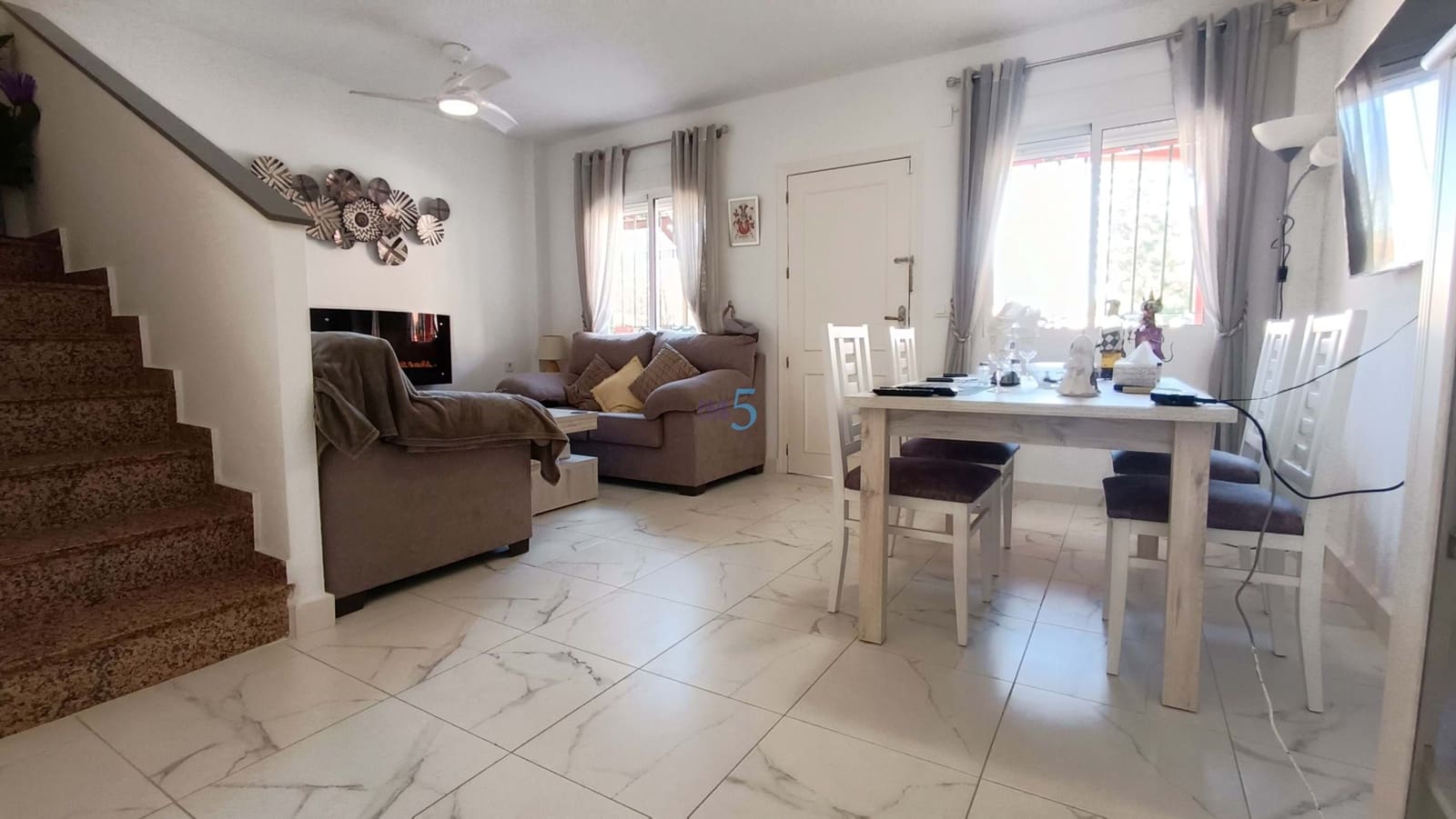 2 bedroom Townhouse for sale in Torrevieja with pool garage - € 159,995 (Ref: 9867896)
