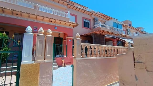 2 bedroom Townhouse for sale in Torrevieja with pool garage - € 159,995 (Ref: 9867896)