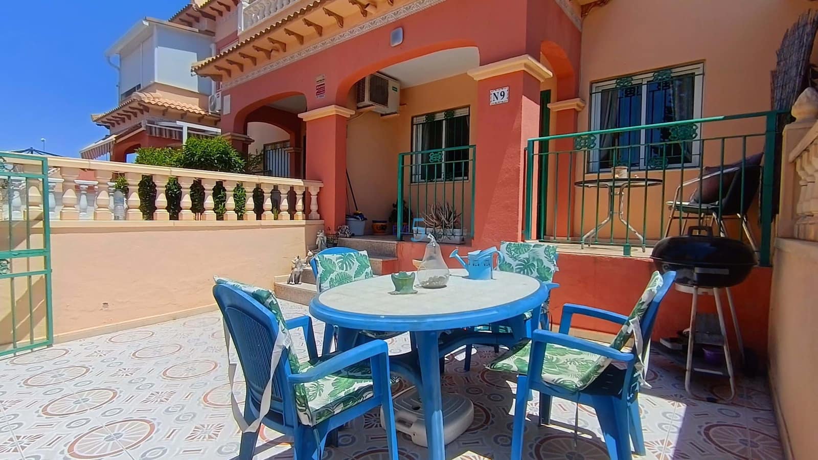2 bedroom Townhouse for sale in Torrevieja with pool garage - € 159,995 (Ref: 9867896)