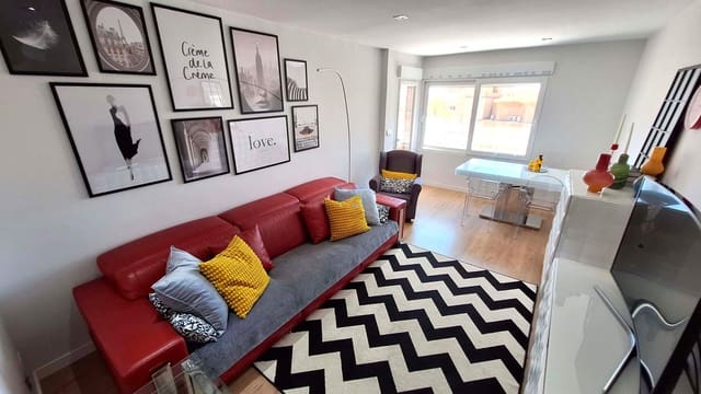 Apartamento de 3 habitaciones en Pilar de la Horadada en venta con garaje - 209.900 € (Ref: 9869594)