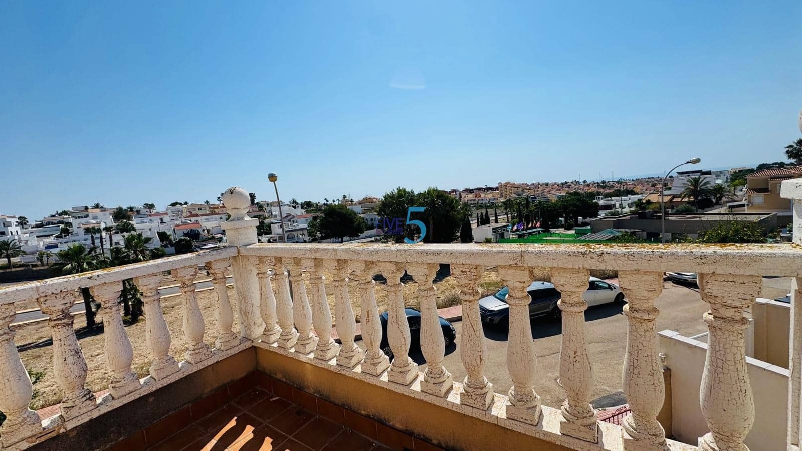3 sypialnia Willa na sprzedaż w Villamartin z basenem garażem - 229 000 € (Ref: 9872186)