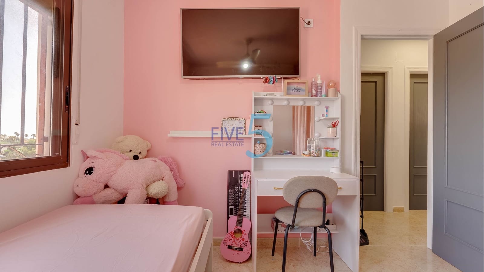 3 camera da letto Villa in vendita in Villamartin con piscina garage - 218.000 € (Rif: 9872186)