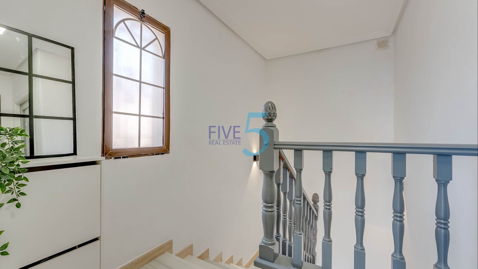 3 camera da letto Villa in vendita in Villamartin con piscina garage - 218.000 € (Rif: 9872186)