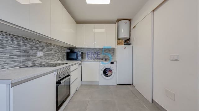 3 soveværelse Villa til salg i Villamartin, Orihuela med swimmingpool garage - € 218.000 (Ref: 9872186)