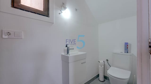 3 soveværelse Villa til salg i Villamartin, Orihuela med swimmingpool garage - € 218.000 (Ref: 9872186)