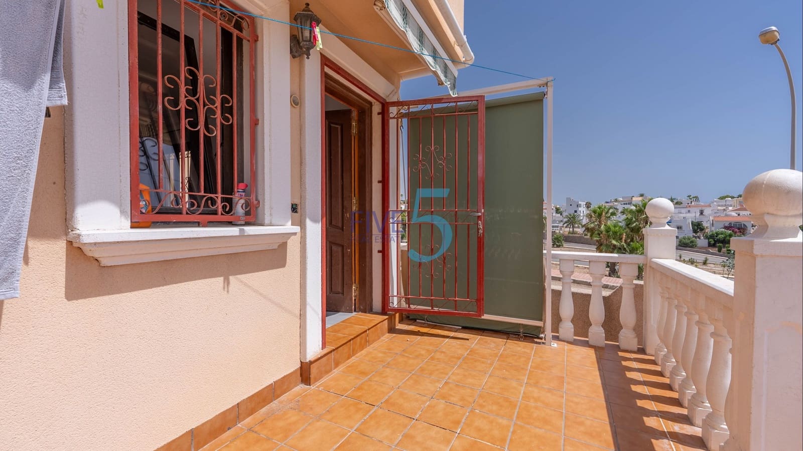 3 camera da letto Villa in vendita in Villamartin con piscina garage - 218.000 € (Rif: 9872186)