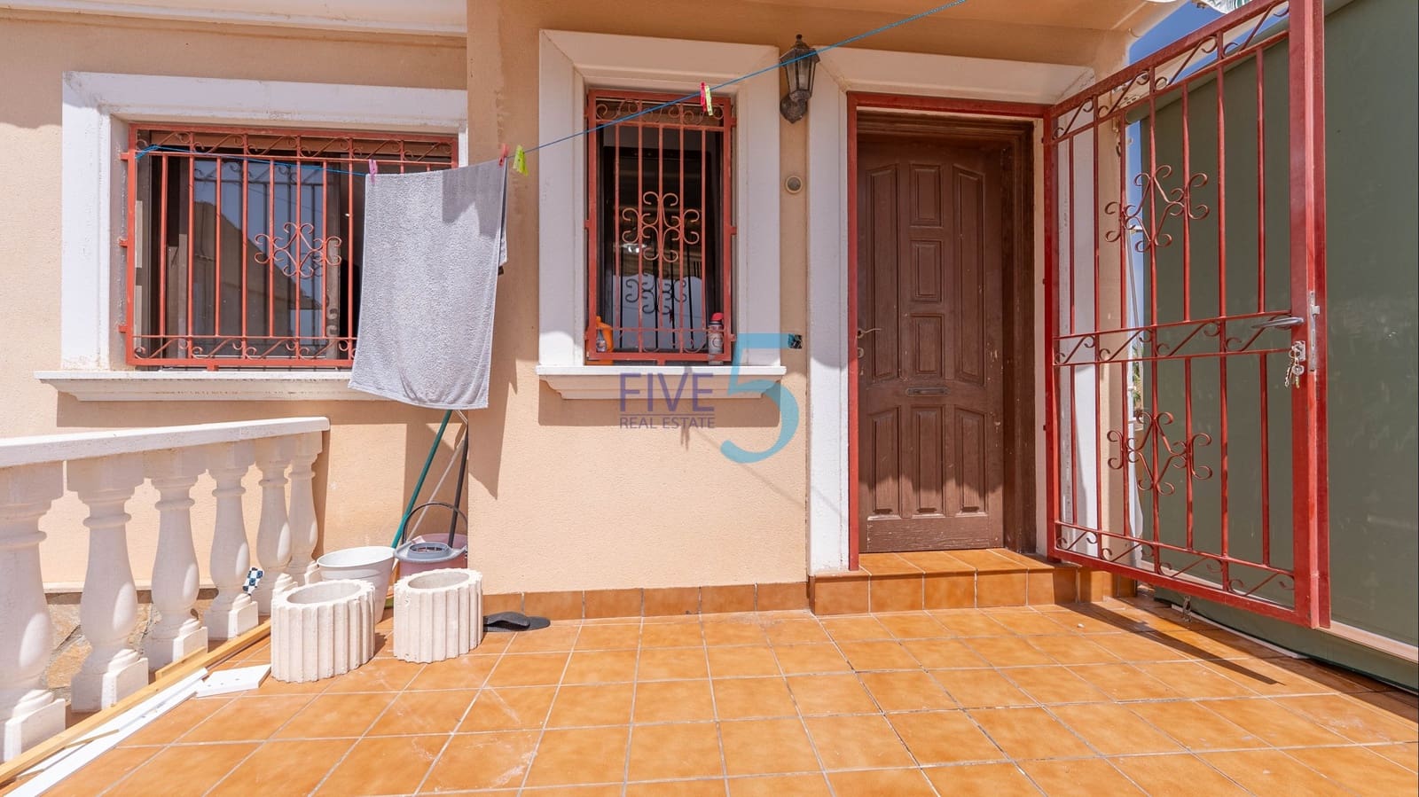 3 camera da letto Villa in vendita in Villamartin con piscina garage - 218.000 € (Rif: 9872186)