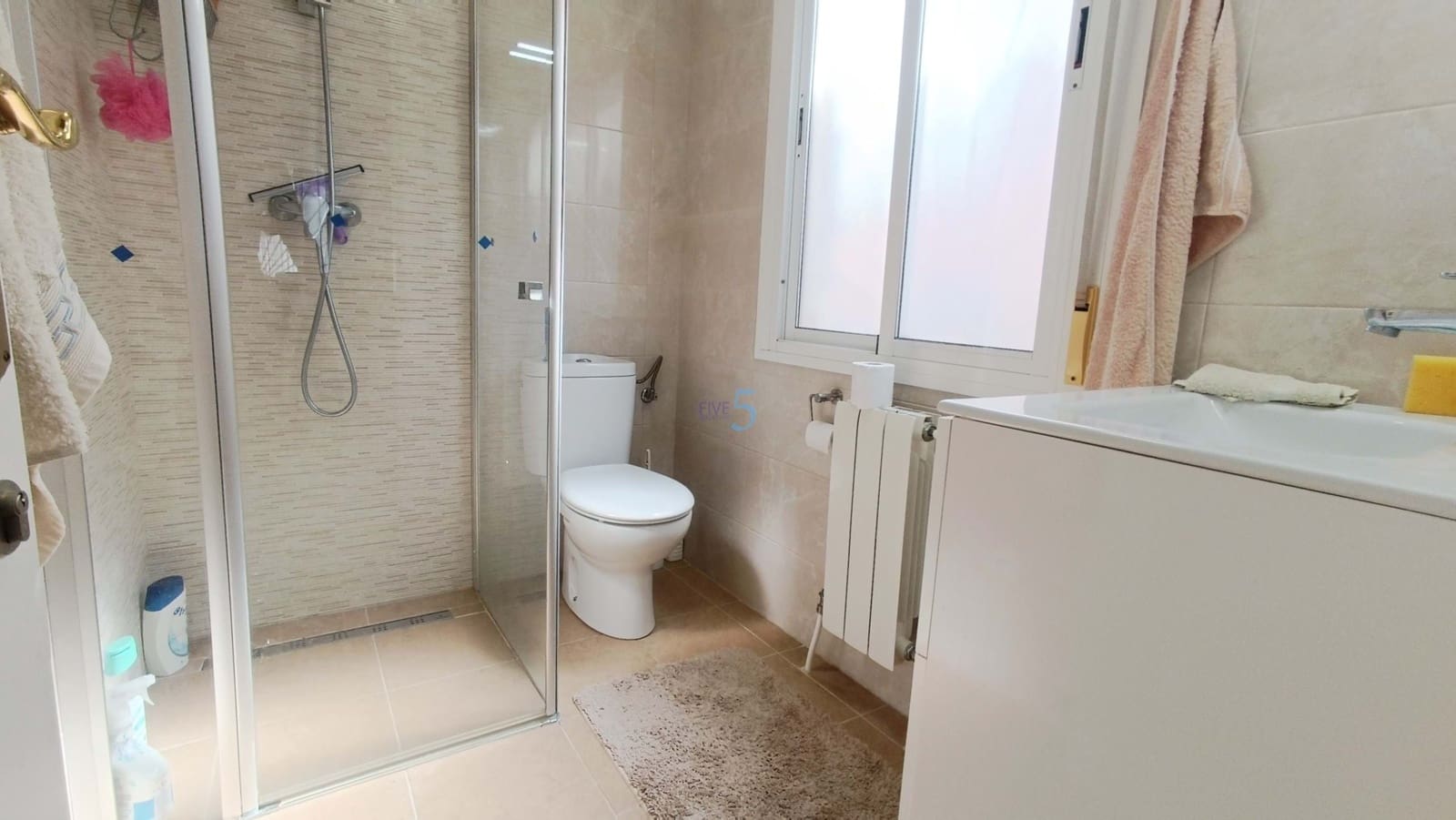 2 sovrum Villa till salu i Ciudad Quesada med pool - 325 000 € (Ref: 9872829)