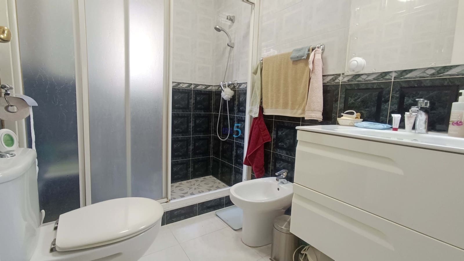 2 sovrum Villa till salu i Ciudad Quesada med pool - 325 000 € (Ref: 9872829)