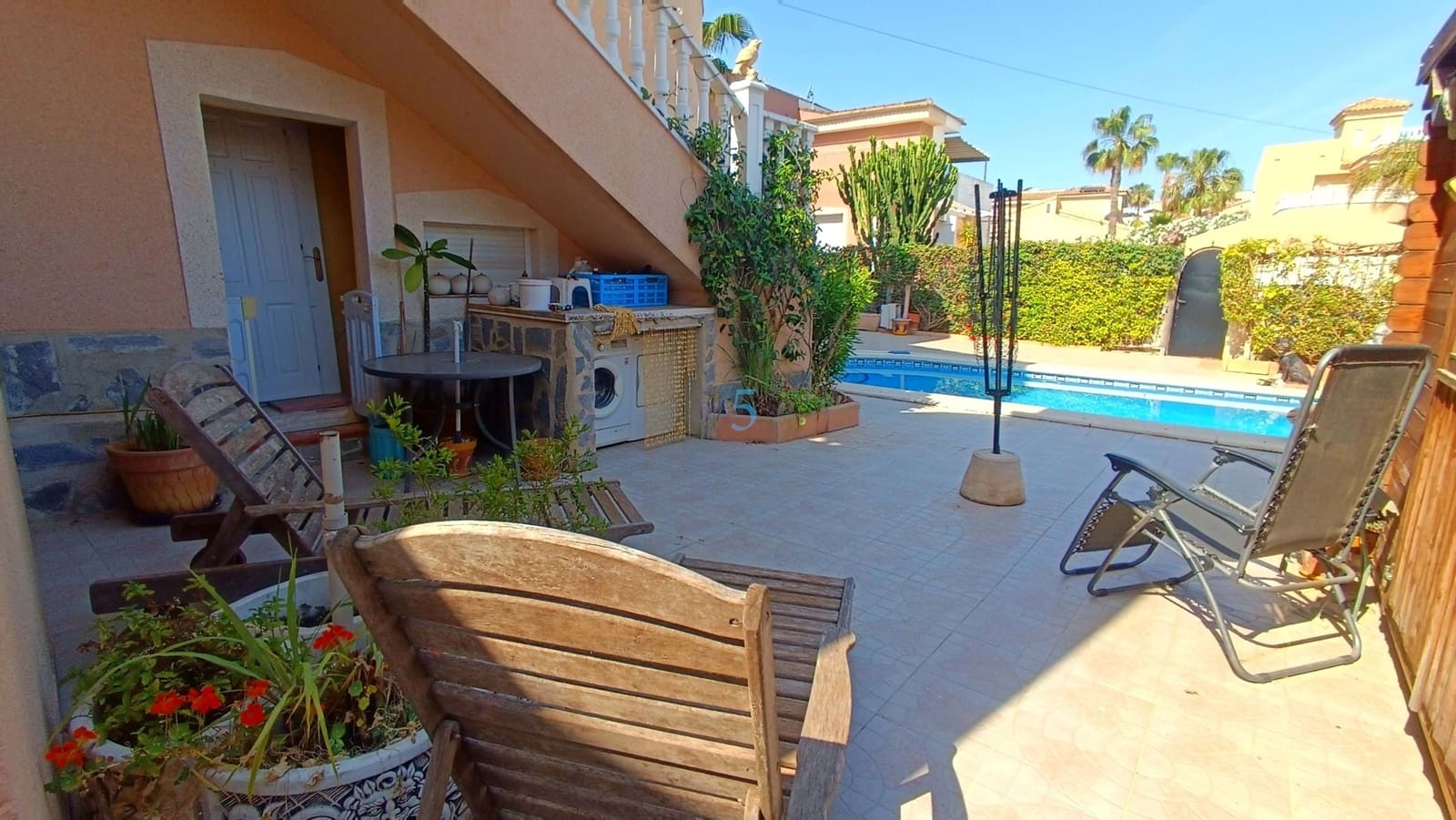 2 sovrum Villa till salu i Ciudad Quesada med pool - 325 000 € (Ref: 9872829)