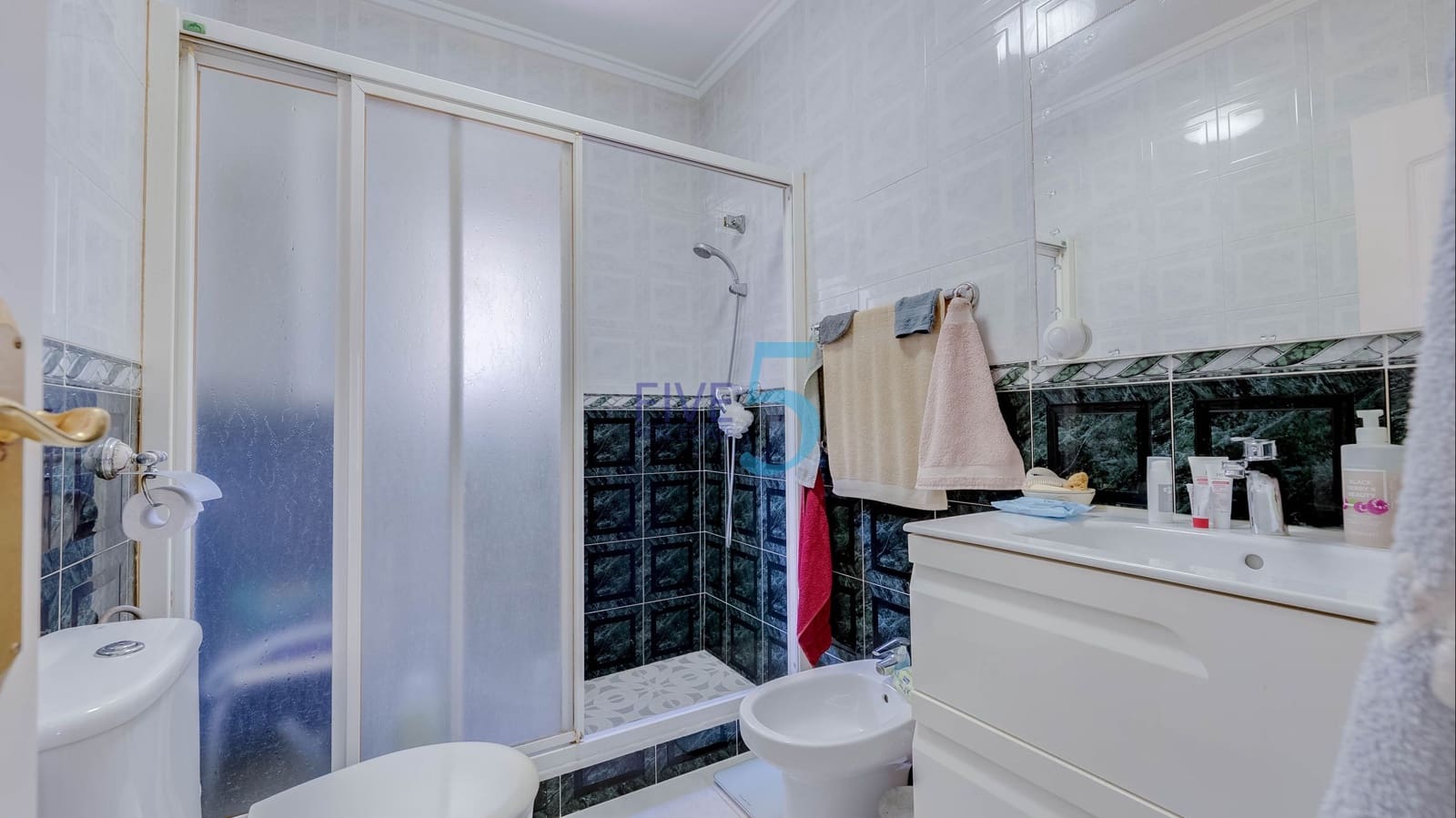 2 soveværelse Villa til salg i Ciudad Quesada med swimmingpool - € 325.000 (Ref: 9872829)