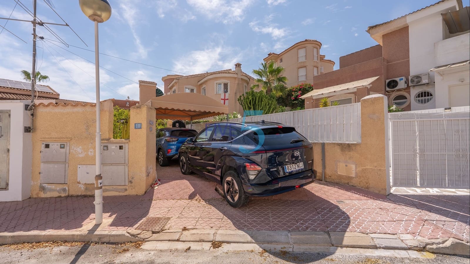 2 soveværelse Villa til salg i Ciudad Quesada med swimmingpool - € 325.000 (Ref: 9872829)
