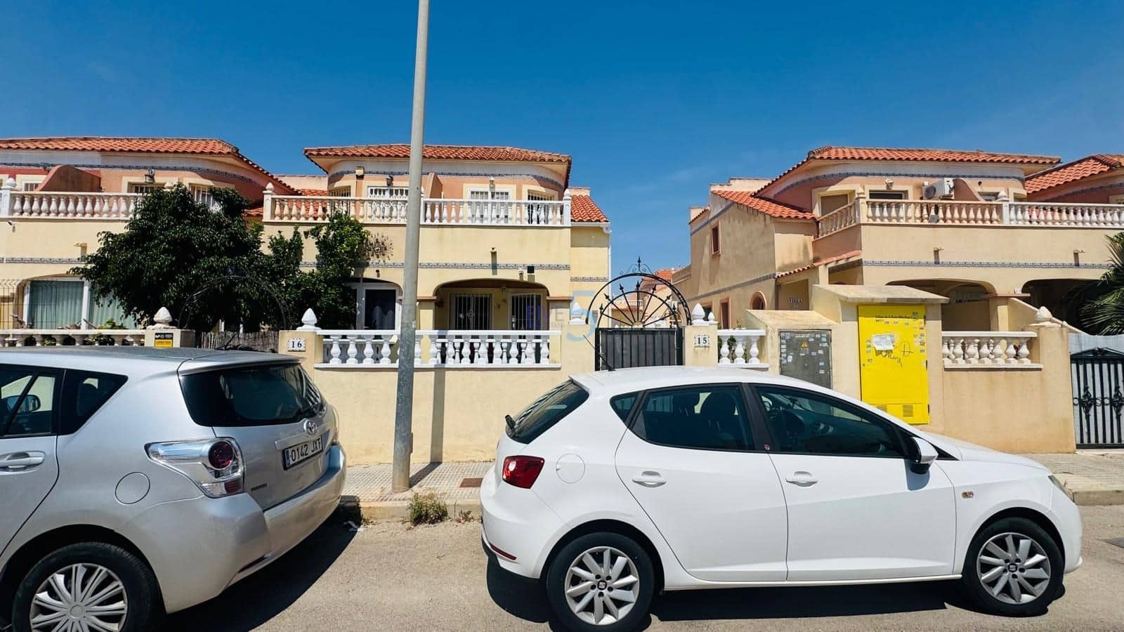 2 slaapkamer Huis te koop in La Zenia met zwembad - € 220.000 (Ref: 9873888)