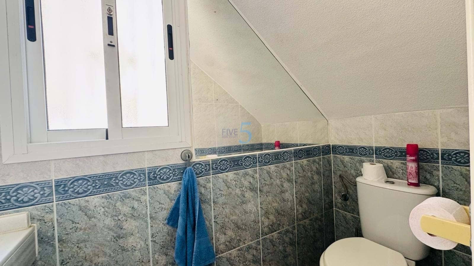 2 slaapkamer Huis te koop in La Zenia met zwembad - € 220.000 (Ref: 9873888)