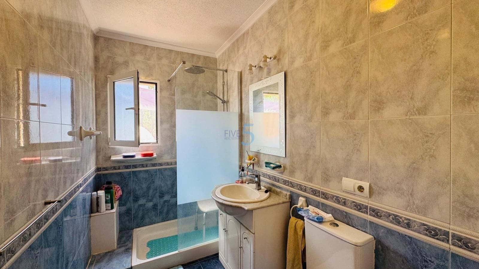 2 sypialnia Dom na sprzedaż w Torrevieja - 224 000 € (Ref: 9873889)
