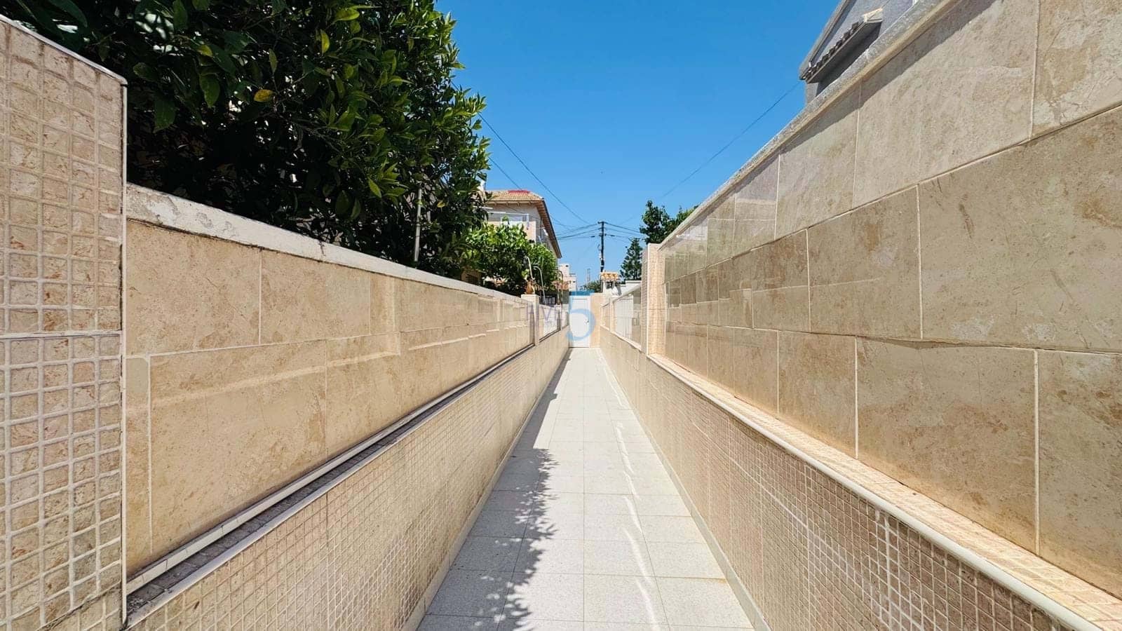 2 sypialnia Dom na sprzedaż w Torrevieja - 224 000 € (Ref: 9873889)