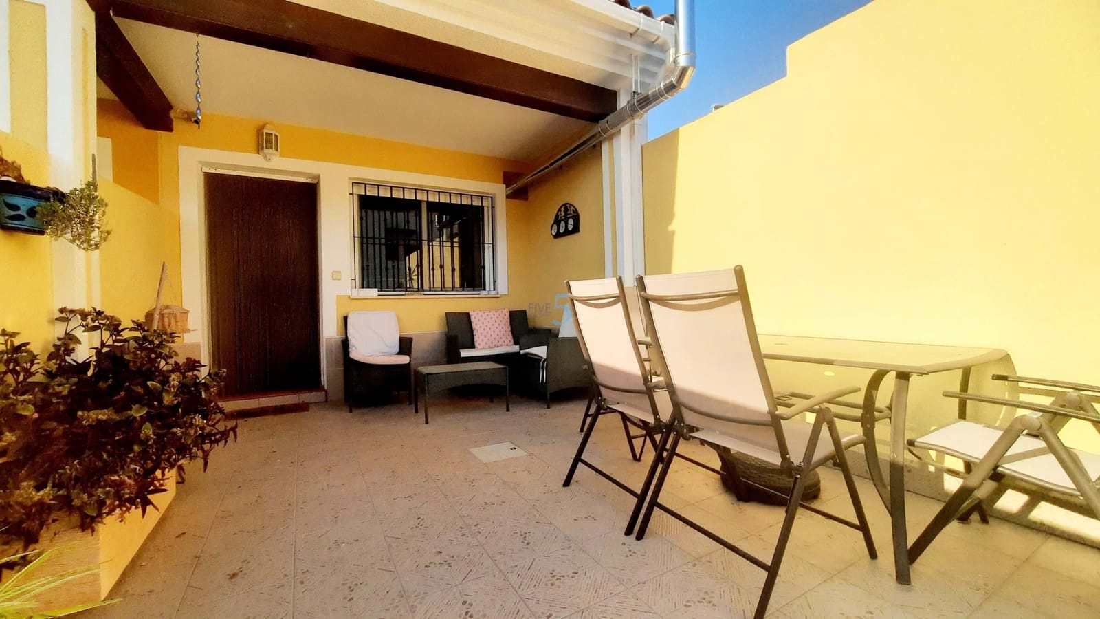 2 soveværelse Byhus til salg i San Pedro del Pinatar med swimmingpool - € 157.500 (Ref: 9875262)