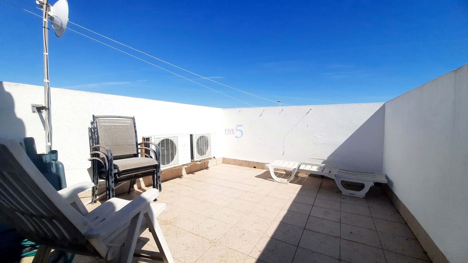 2 soveværelse Byhus til salg i San Pedro del Pinatar med swimmingpool - € 157.500 (Ref: 9875262)