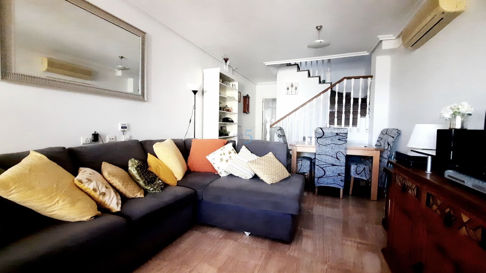 2 soveværelse Byhus til salg i San Pedro del Pinatar med swimmingpool - € 157.500 (Ref: 9875262)