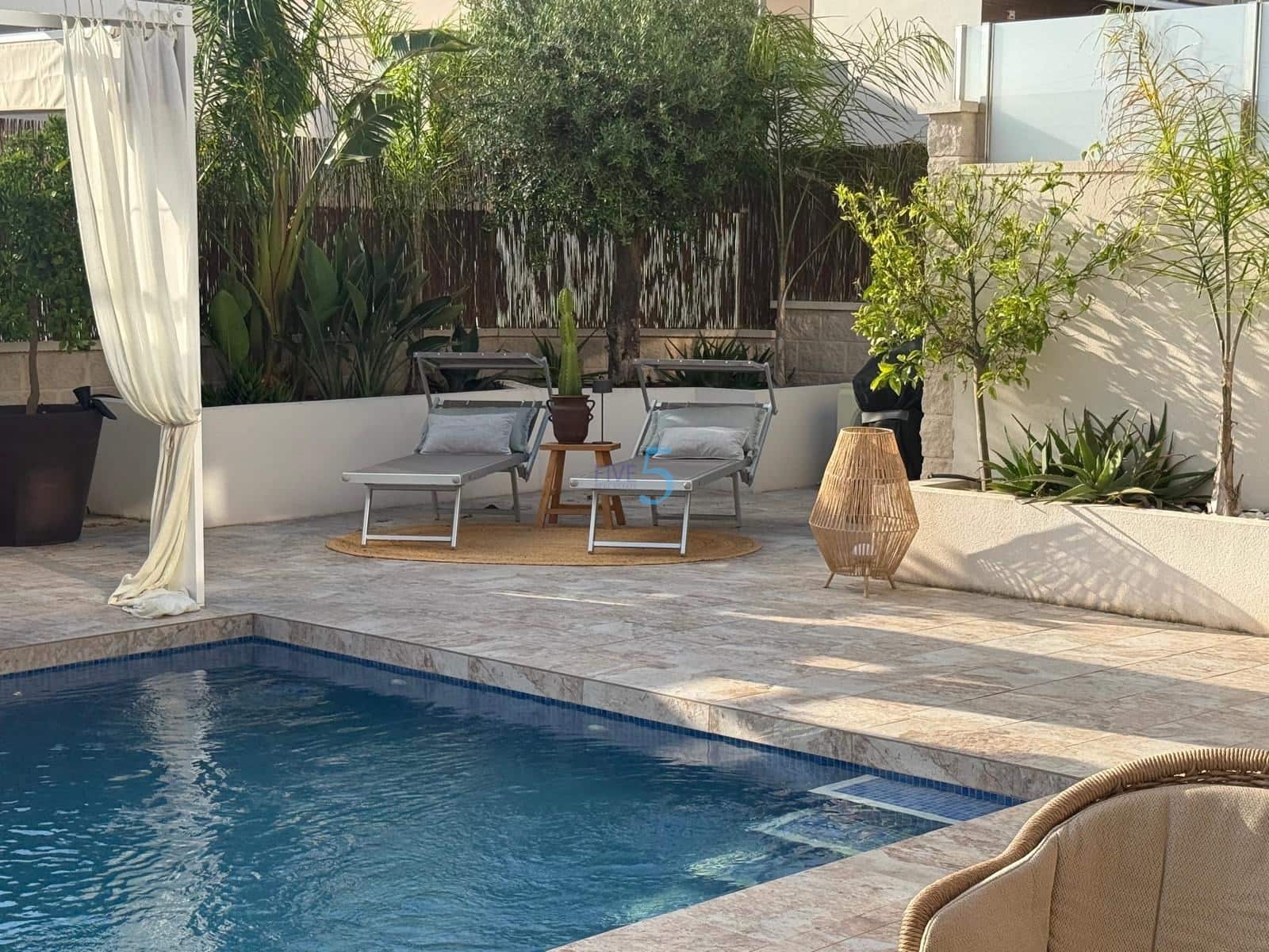 3 Zimmer Villa zu verkaufen in Villamartin mit Pool Garage - 520.000 € (Ref: 9875546)