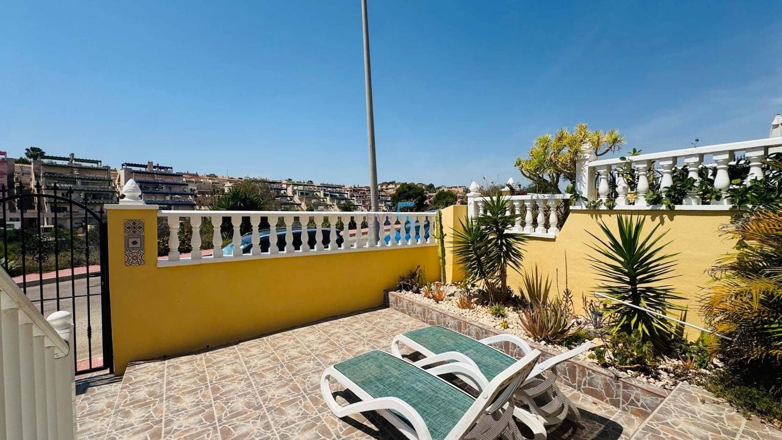 2 sypialnia Dom na sprzedaż w Villamartin z basenem - 159 000 € (Ref: 9875547)