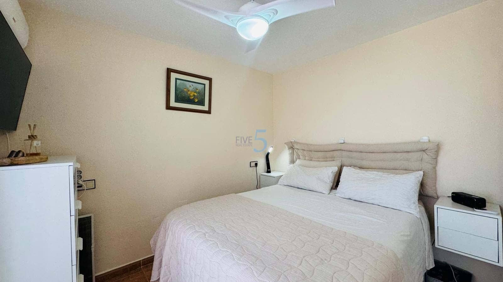 3 sypialnia Dom na sprzedaż w Los Altos z basenem garażem - 239 000 € (Ref: 9875548)
