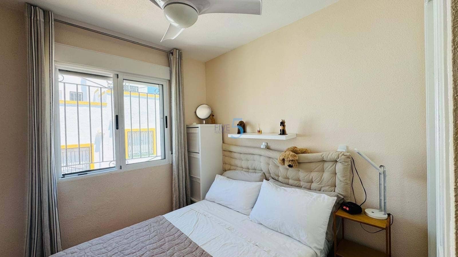 3 sypialnia Dom na sprzedaż w Los Altos z basenem garażem - 239 000 € (Ref: 9875548)