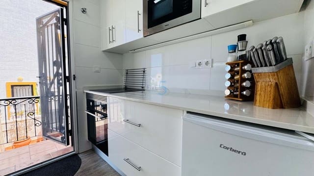3 sypialnia Dom na sprzedaż w Los Altos z basenem garażem - 239 000 € (Ref: 9875548)