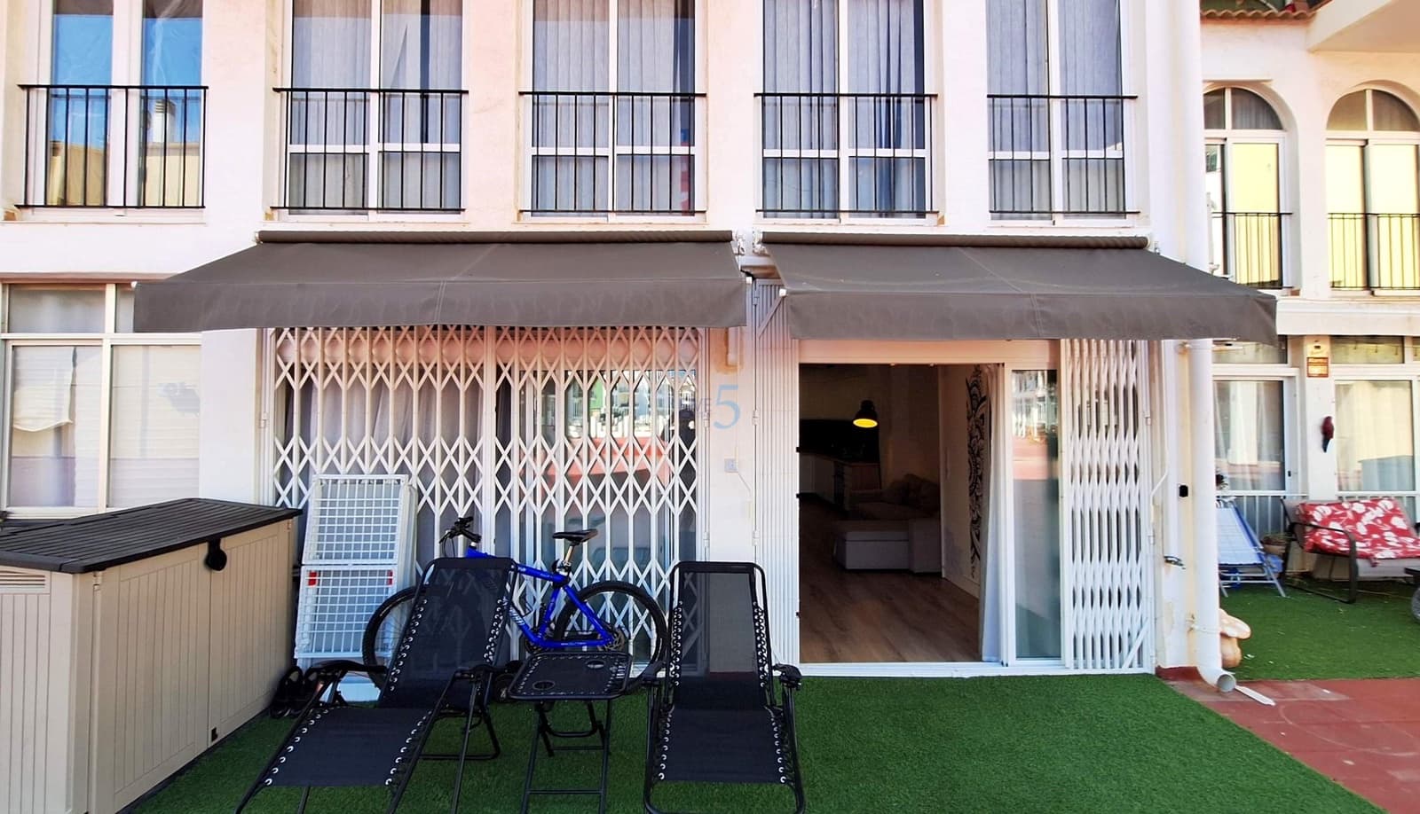1 soverom Leilighet til salgs i Torrevieja - € 163 000 (Ref: 9877494)