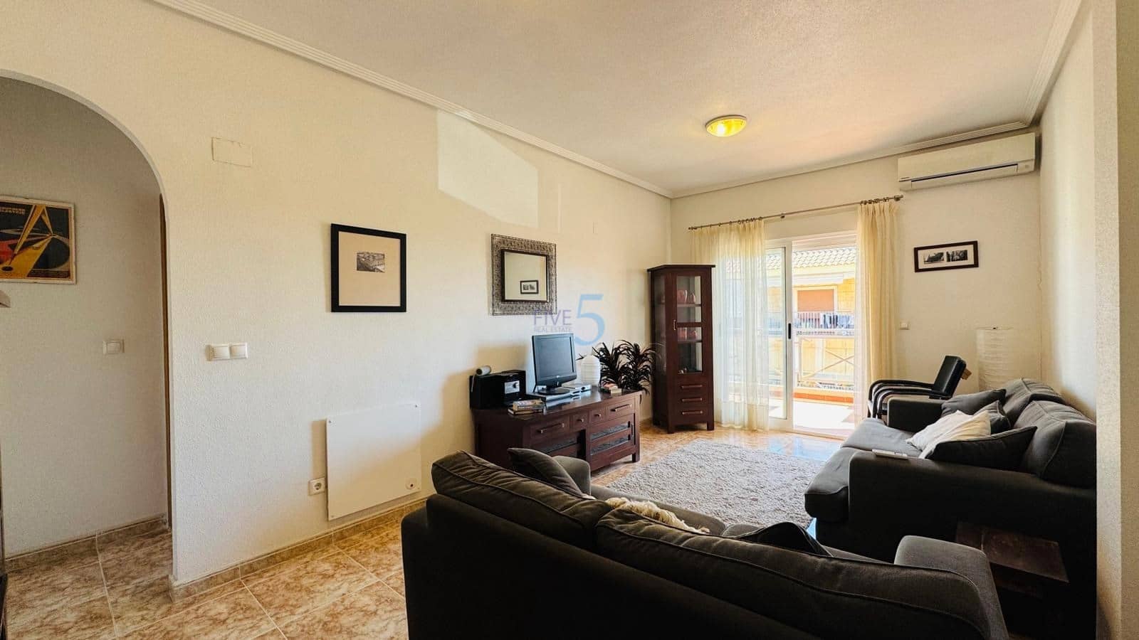 3 bedroom Apartment for sale in Almoradi with pool - € 133,000 (Ref: 9877495)