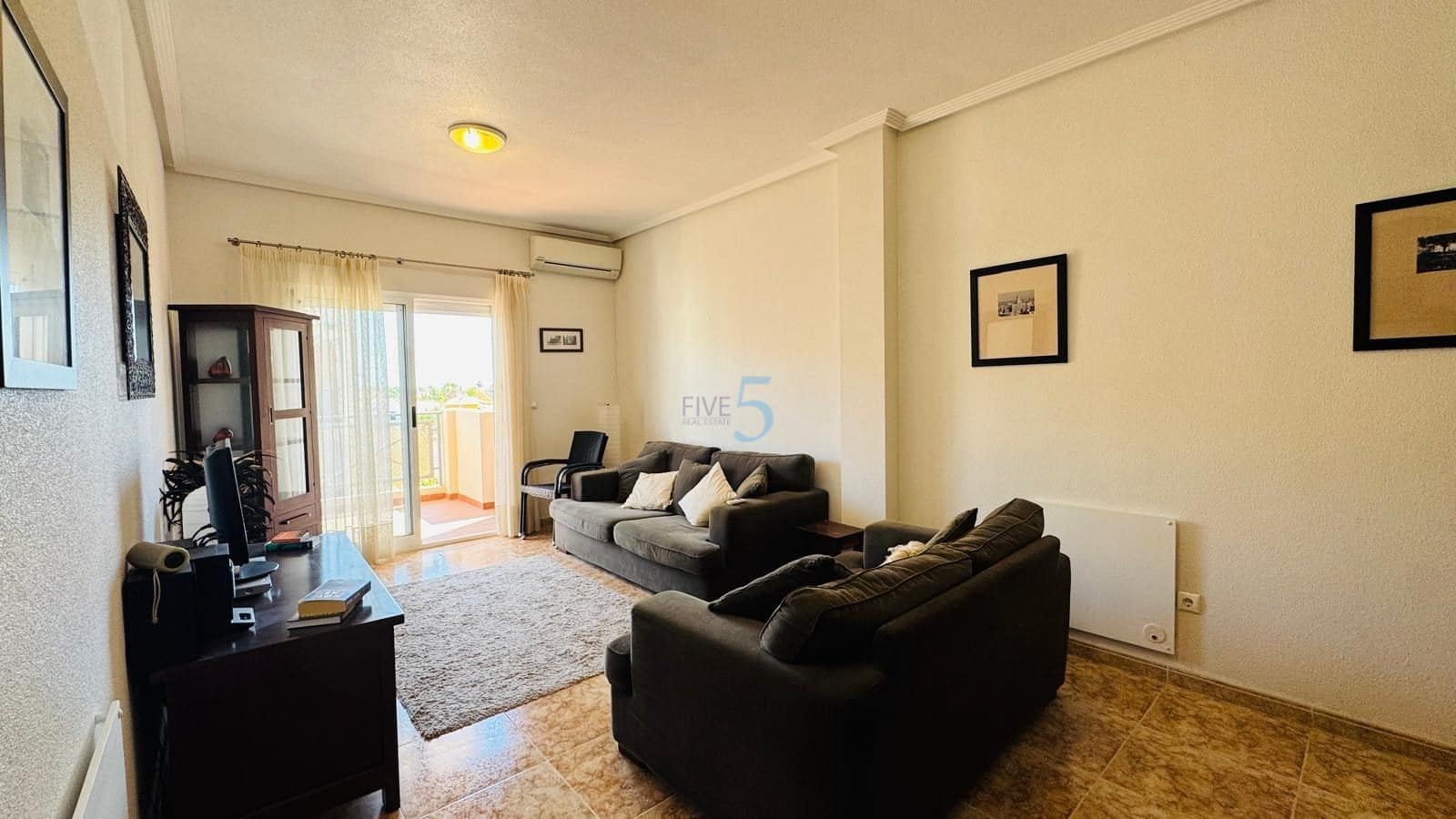 3 bedroom Apartment for sale in Almoradi with pool - € 133,000 (Ref: 9877495)