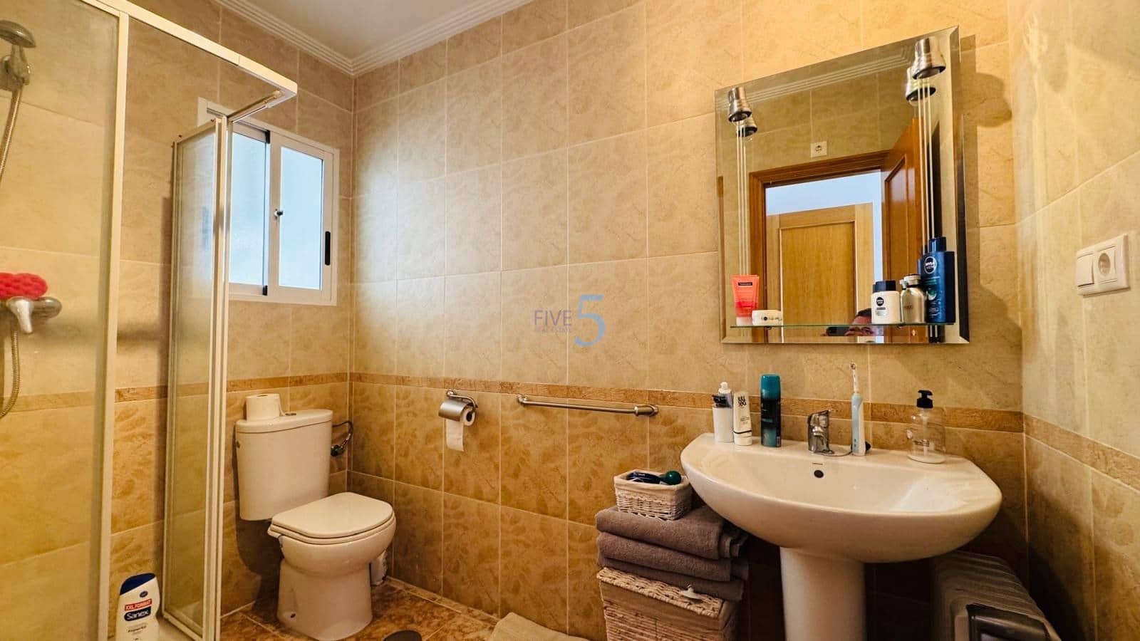3 bedroom Apartment for sale in Almoradi with pool - € 133,000 (Ref: 9877495)