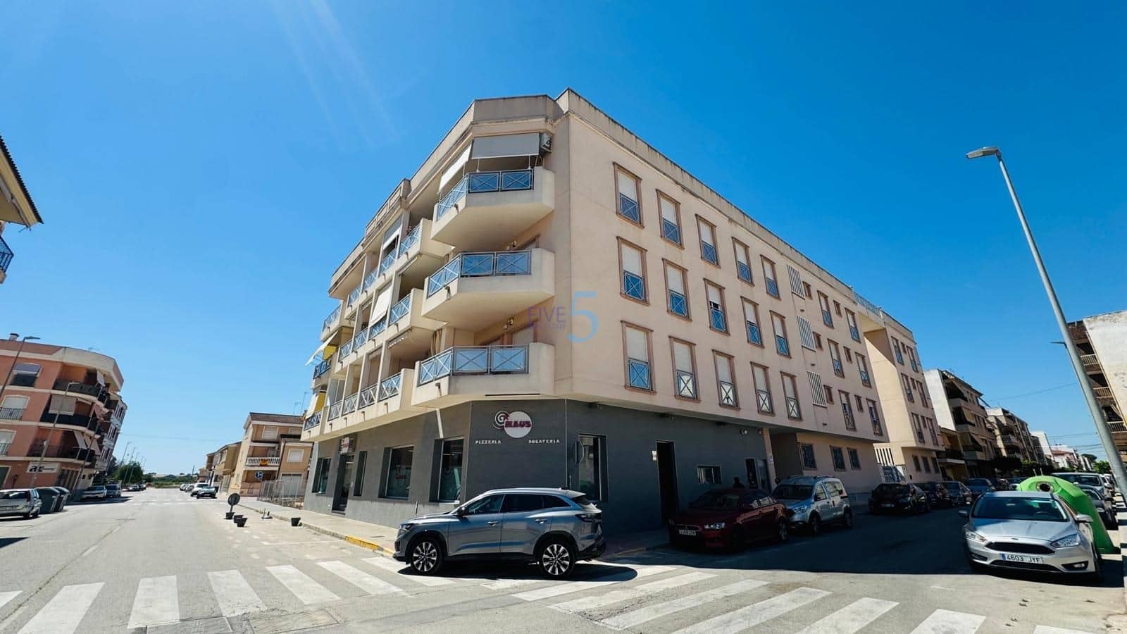 3 bedroom Apartment for sale in Almoradi with pool - € 133,000 (Ref: 9877495)