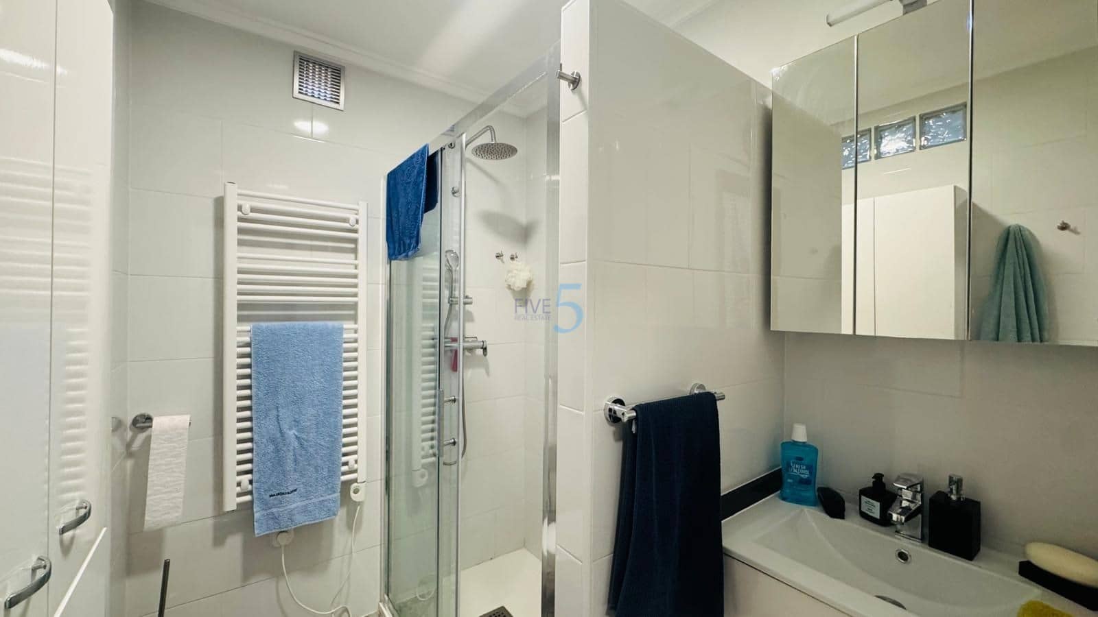3 chambre Appartement à vendre à Torrevieja avec garage - 299 000 € (Ref: 9877496)