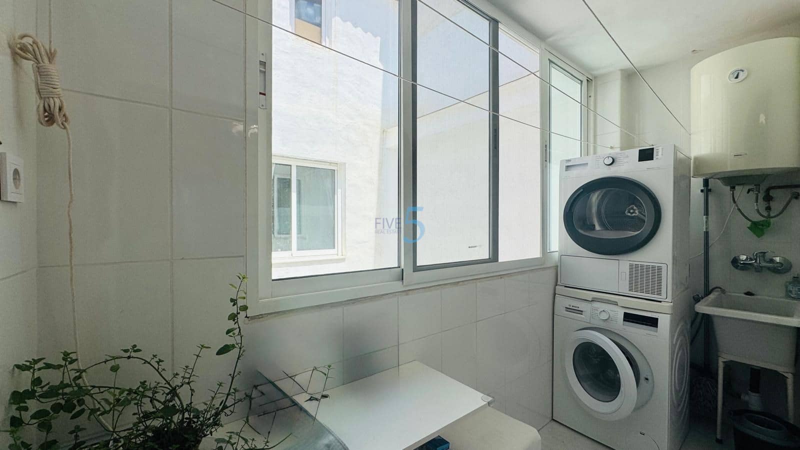 3 chambre Appartement à vendre à Torrevieja avec garage - 299 000 € (Ref: 9877496)