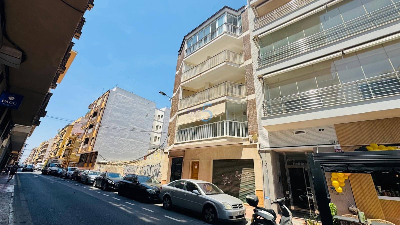 3 chambre Appartement à vendre à Torrevieja avec garage - 299 000 € (Ref: 9877496)