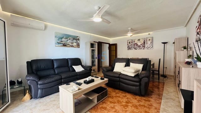 3 chambre Appartement à vendre à Torrevieja avec garage - 299 000 € (Ref: 9877496)