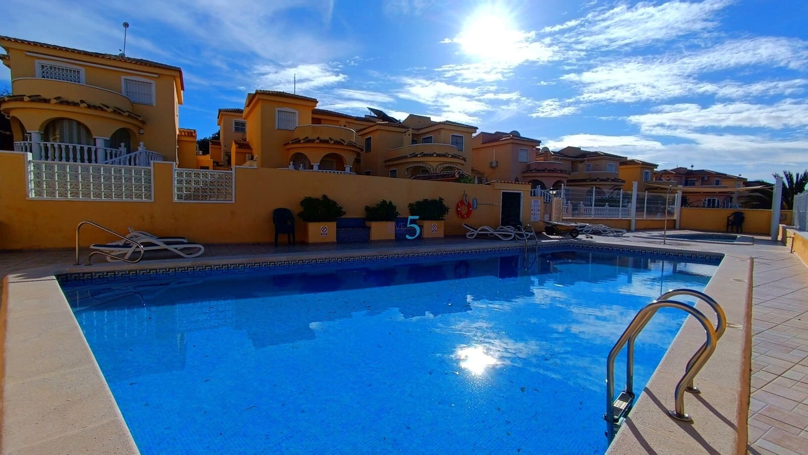 3 bedroom Villa for sale in Ciudad Quesada with pool - € 249,995 (Ref: 9877728)