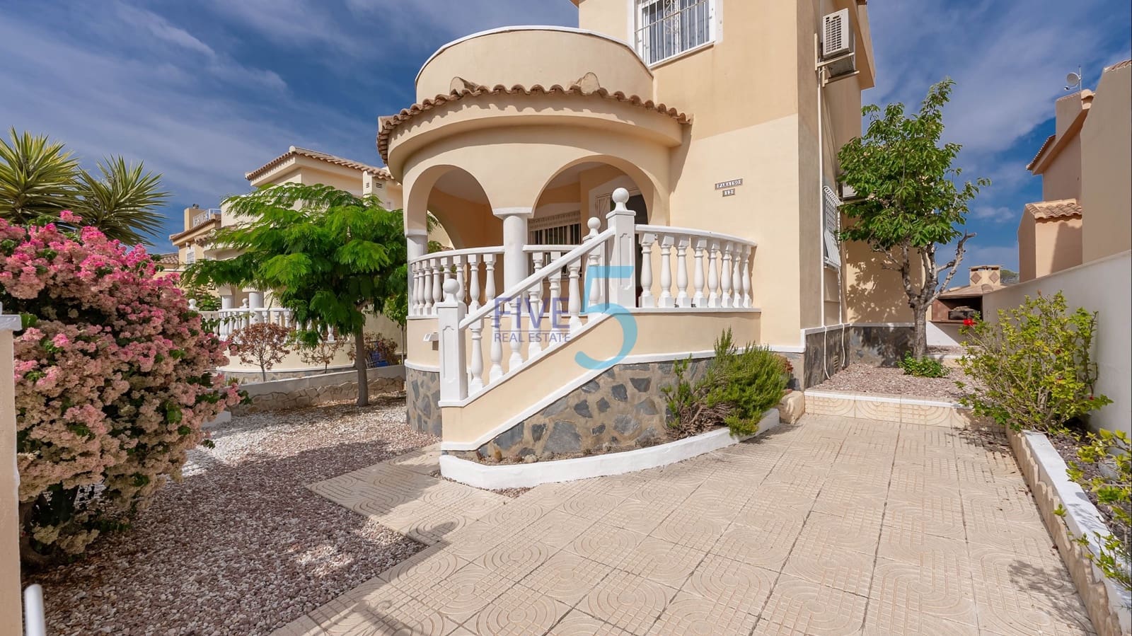 3 camera da letto Villa in vendita in Ciudad Quesada con piscina - 249.995 € (Rif: 9877728)