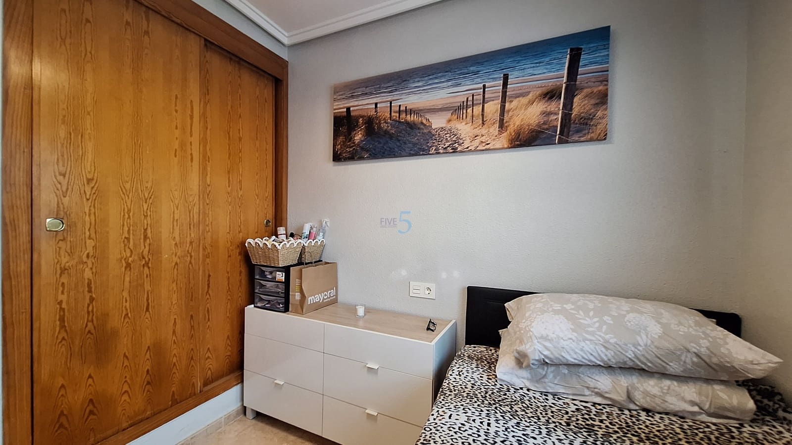 3 bedroom Apartment for sale in Torrevieja with pool - € 194,900 (Ref: 9879900)