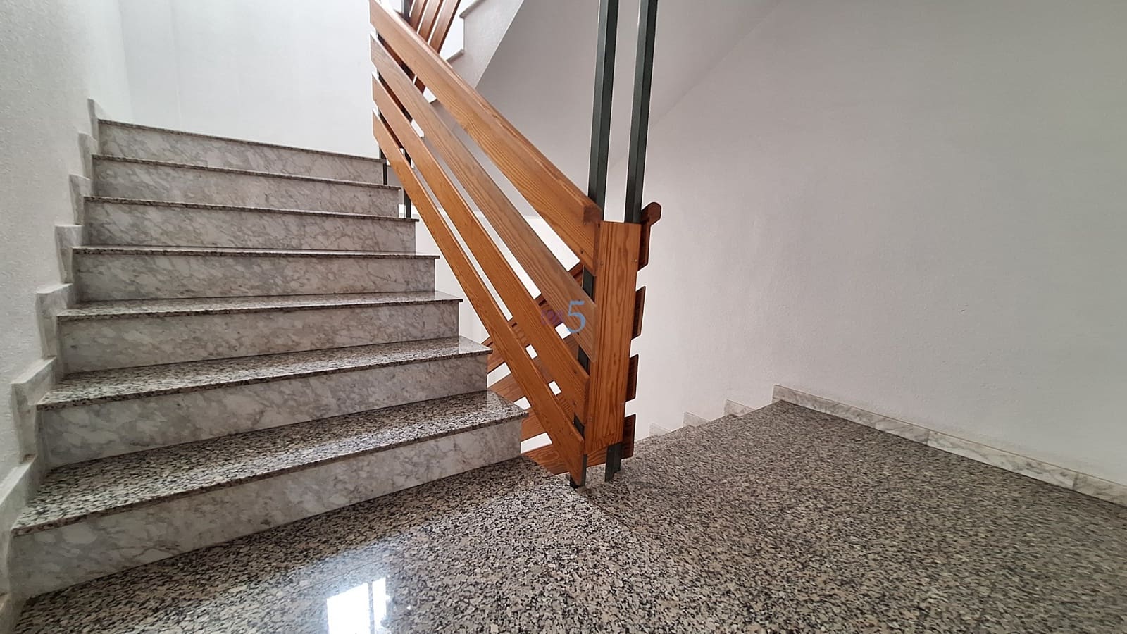 3 bedroom Apartment for sale in Torrevieja with pool - € 194,900 (Ref: 9879900)