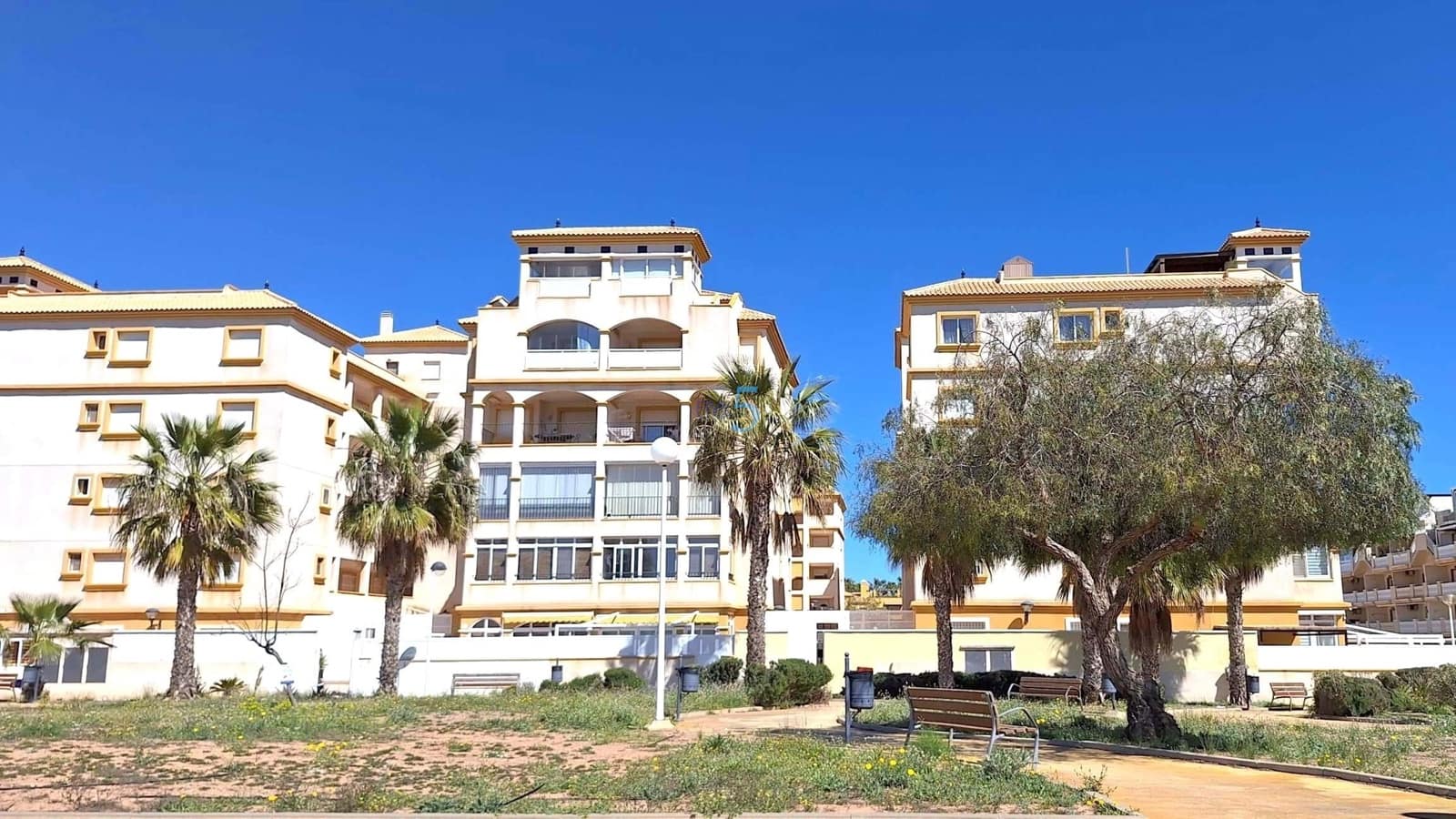 2 bedroom Apartment for sale in Mar de Cristal with pool garage - € 189,000 (Ref: 9879901)