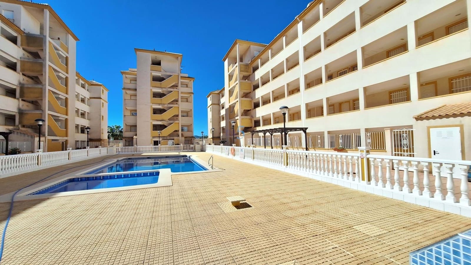 2 bedroom Apartment for sale in Mar de Cristal with pool garage - € 189,000 (Ref: 9879901)