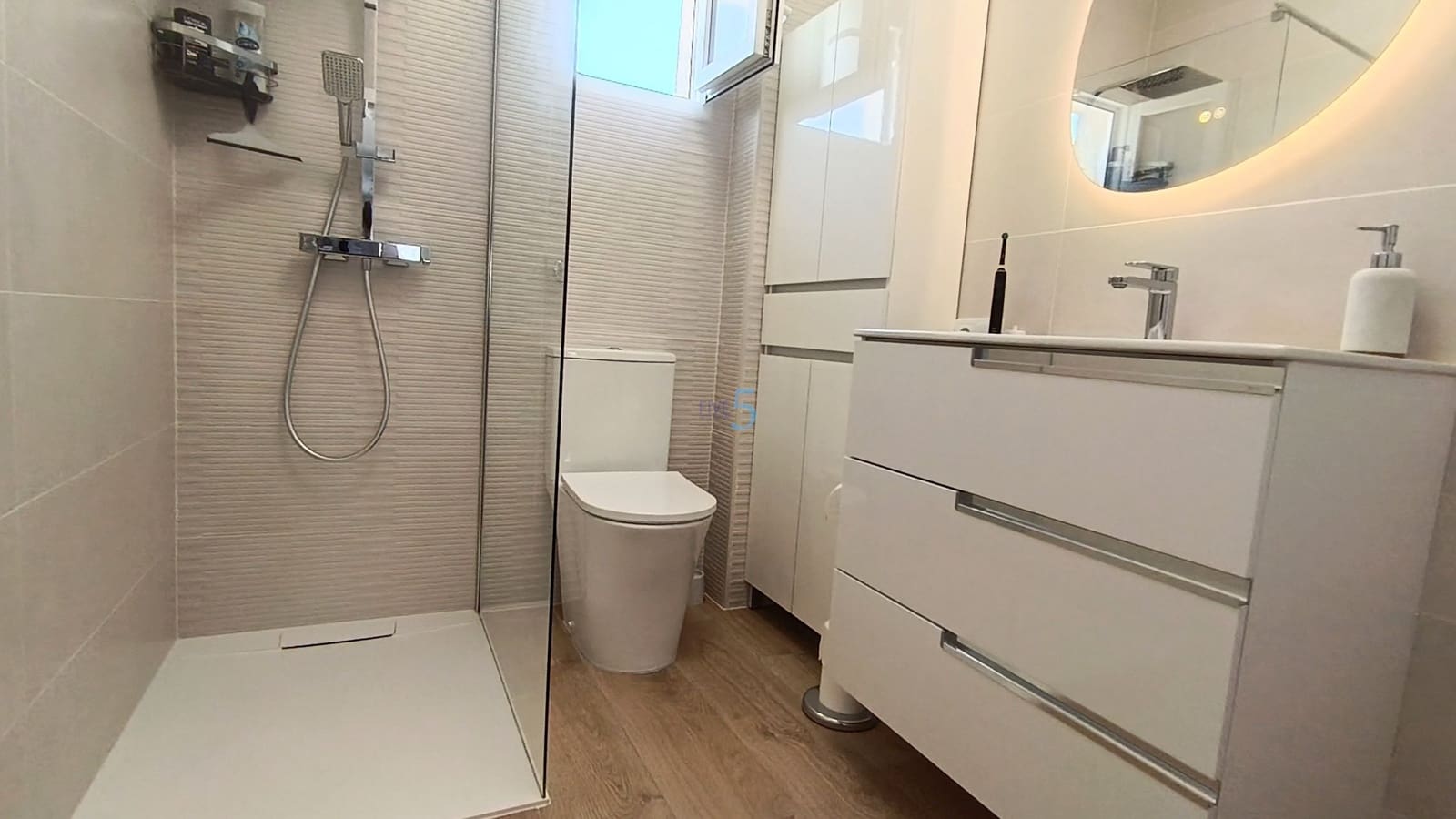 3 Zimmer Villa zu verkaufen in Ciudad Quesada mit Pool - 295.000 € (Ref: 9883603)
