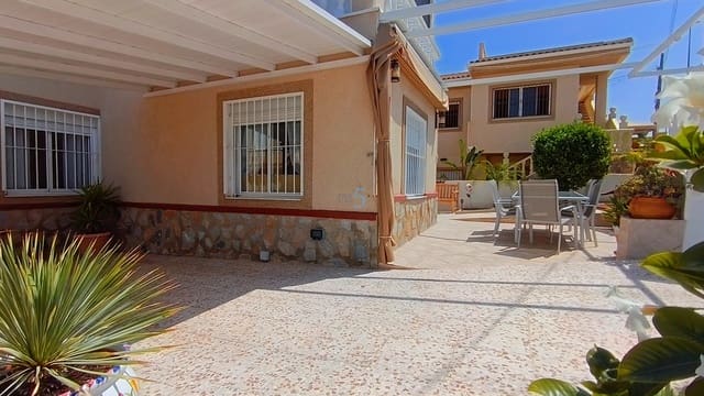3 Zimmer Villa zu verkaufen in Ciudad Quesada, Rojales mit Pool - 295.000 € (Ref: 9883603)
