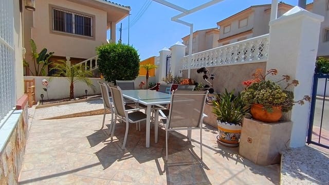 3 Zimmer Villa zu verkaufen in Ciudad Quesada, Rojales mit Pool - 295.000 € (Ref: 9883603)