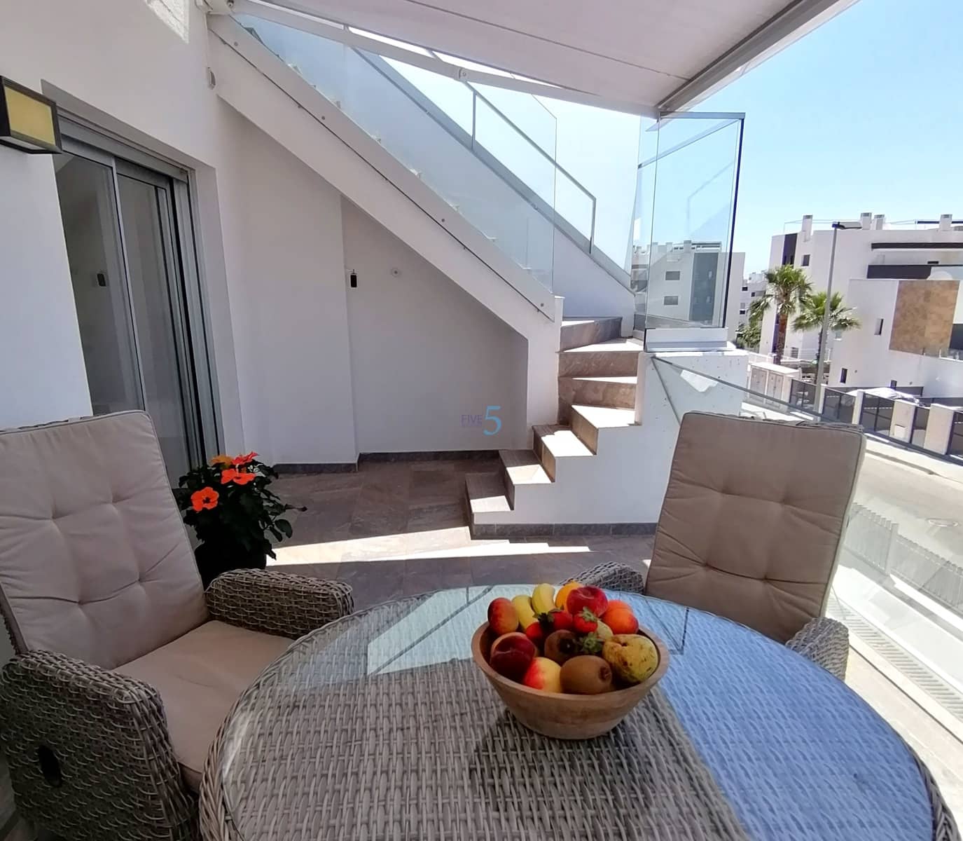 Apartamento de 2 habitaciones en Villamartin en venta con piscina garaje - 235.000 € (Ref: 9883703)